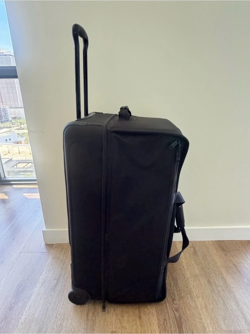 Tumi Duffel Bag with Telescopic Handle